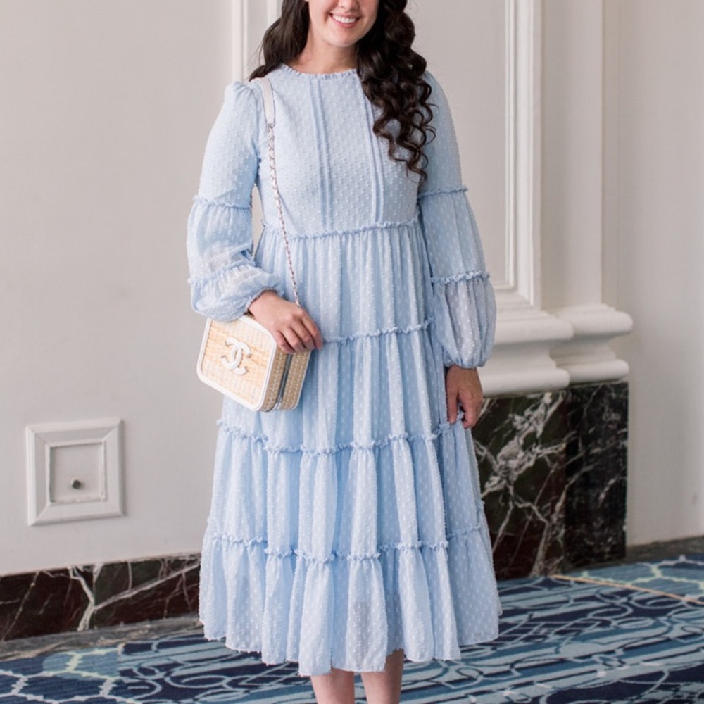 Dainty Jewells Bella Blue midi dress. Size small. Excellent condition.